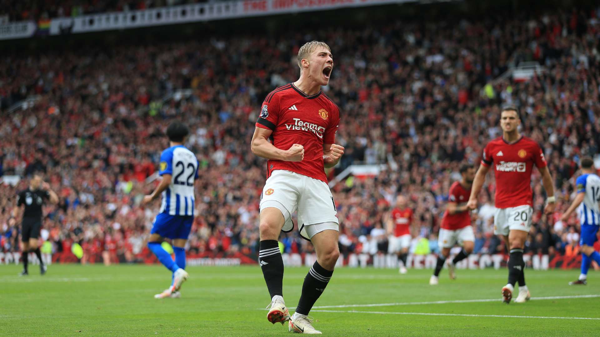 的加盟曼城 的加盟曼城